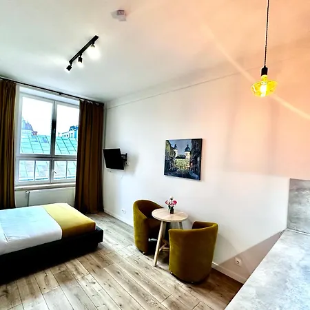 Bed & Breakfast Gallery 21 *