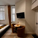 Ξενοδοχείο Gallery 21 Λβιβ