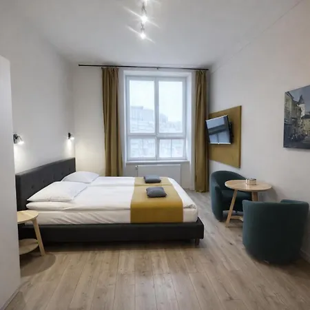 Hotell Gallery 21 3*