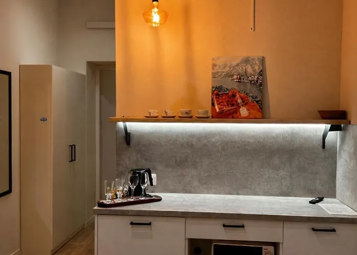 Hotell Gallery 21 3*